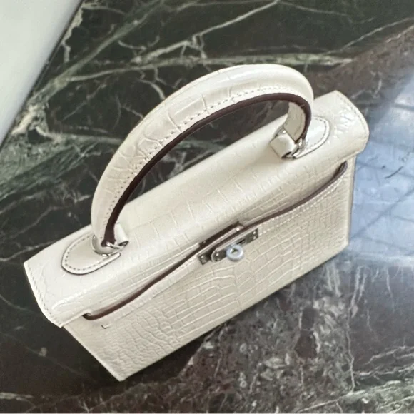 Fashion Leather Bag Sliver Lock with Crocodile pattern - Picture 7 of 14